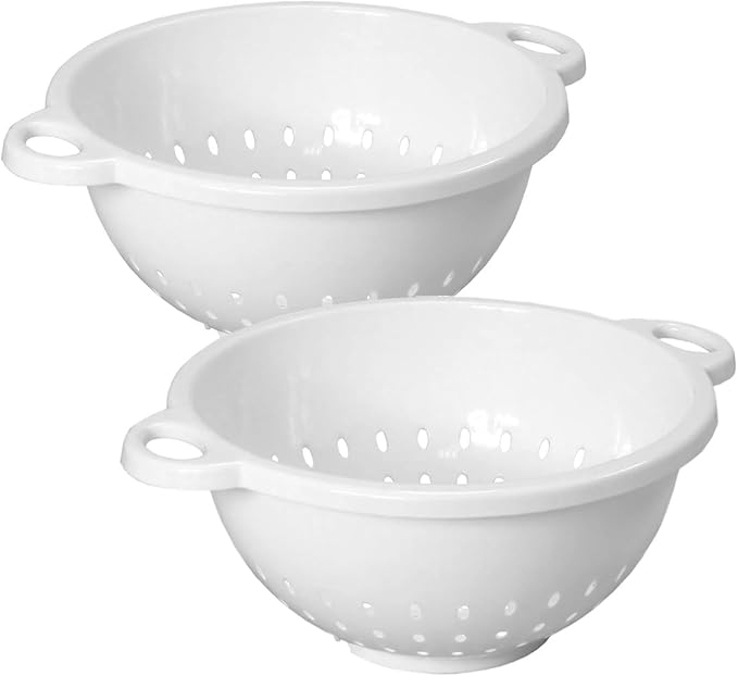 Rocky Mountain Goods White Plastic Colander Bowl with Handle - Deep 5 QT Strainer for Kitchen Vegetables, Pastas, Fruit - BPA Free - Dishwasher Safe (Pack of 2)