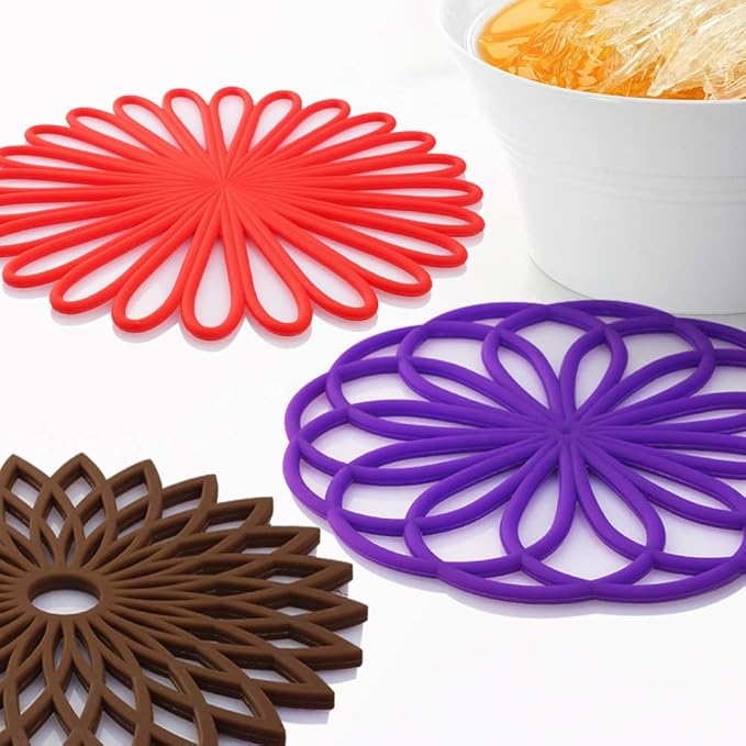 ME.FAN Silicone Trivet Mat - Kitchen Hot Pads for Pots & Dish - Insulated Teapot Trivet - Flexible, Durable, Non-Slip Large Coasters 3 Set Deep Purple