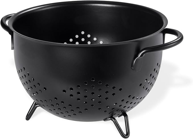 Metal Colander 5 Quart Powder Coated Self-draining Metal Strainer with Base,Kitchen Pasta Fruit Vegetable Basket with Double Handles (Light Black)