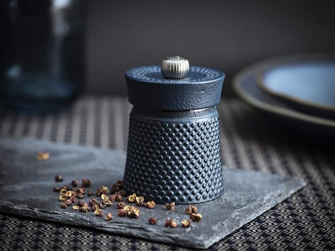 Peugeot - 36621 Peugeot BALI FONTE Cast Iron Pepper Mill, 8cm/3 In, Blue