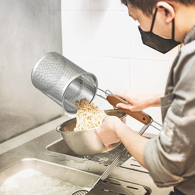 Stainless Steel Pasta Strainer, 2pcs Micro-Perforated Food Dumpling Noodle Strainer with Wood Handle Straining Noodles Pasta Baskets