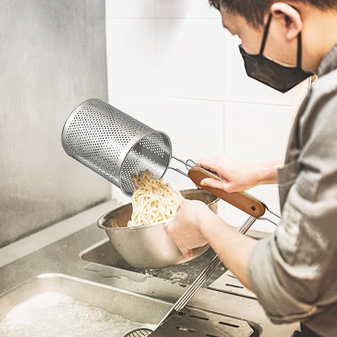 Stainless Steel Pasta Strainer, 2pcs Micro-Perforated Food Dumpling Noodle Strainer with Wood Handle Straining Noodles Pasta Baskets