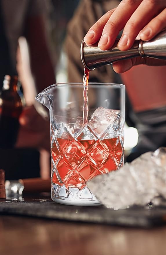 KITESSENSU Bar Mixing Glass, Seamless Pitcher for Stirred Cocktails with Weighted Bottom, Old Fashioned Bartender Accessory and Tool - 18oz 530ml