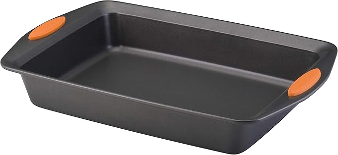 Rachael Ray Yum-O Nonstick Bakeware Cake Pan, 9" x 13"