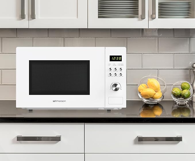 Emerson MW1101W Countertop Microwave Oven with Button Control, LED Display 1000W, 10 Power Levels, 6 Auto Menus, Glass Turntable and Child Safe Lock, 1.1 Cu. Ft., White