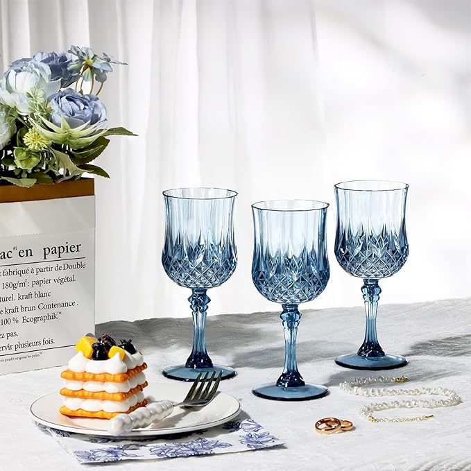 XUWAIDSGN 24 Pcs 7oz Plastic Vintage Wine Glasses Drinking Glasses Unbreakable Wedding Glassware Crystal Water Goblets Reusable Drinkware Vintage Champagne Flutes (24, Blue)