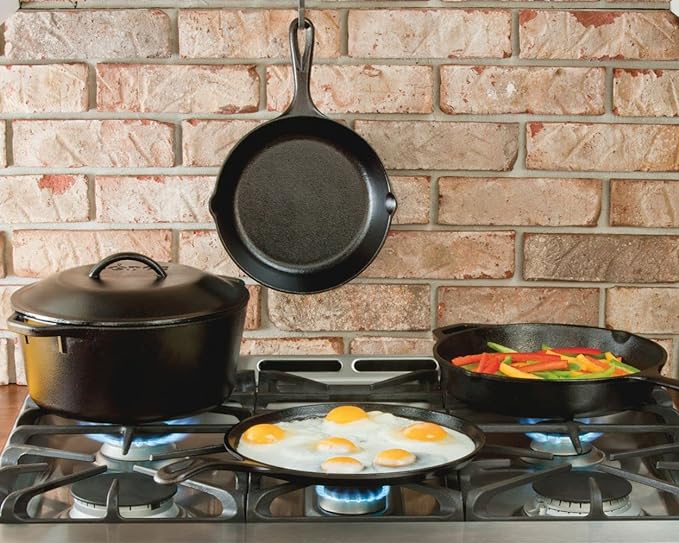 Lodge Cast Iron Dutch Oven - Loop Handle Cooking Vessel - Even Heat Retention - Oven-Safe, Versatile Pot - 5 Quart
