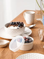 LE TAUCI Ramekins Oven Safe with Lids, 8 oz Ramikin Set for Creme brulee, Souffle, Dipping Sauces, Ceramic Food Storage Containers, Baking Dishes - 4.4 inch, Set of 4, Arctic White