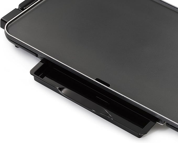 Presto 07072 22-Inch Extra Large Griddle, 22"x 13", Low Profile Design, Ceramic Nonstick, Black