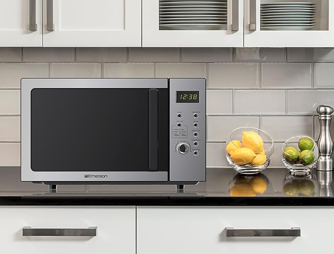 Emerson MW9005SS Compact Countertop Microwave Oven with Push Button Control, LED Display, 900W, 5 Power Levels, 6 Auto Menus, Glass Turntable and Child Safe Lock, 0.9 Cu. Ft., Stainless Steel