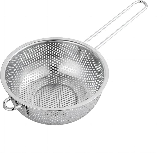 Stainless Steel Basin Colander with Handle Kitchen Strainer, Resting Feet and Colander to Strain, Rinse, Fry, Steam or Cook Vegetables & Pasta & Wash fruits