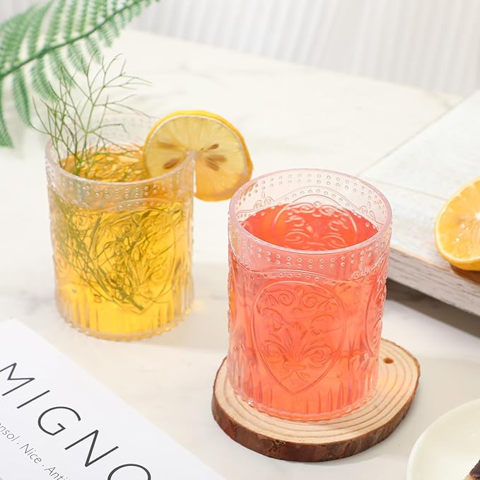 Qinyoung 24 Plastic Vintage Drinking Glasses 8.5oz Stemless Retro Embossed Wine Glasses Shatterproof Reusable Cups for Baby Shower Wedding Reception Grand Event Party (Clear)