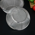 Fine Mesh Strainer for Kitchen, 5 Quart Stainless Steel Colander Bowl for Pasta, Rice, Fruit, Metal Net Baskets with Resting Base - Strain, Drain, Rinse