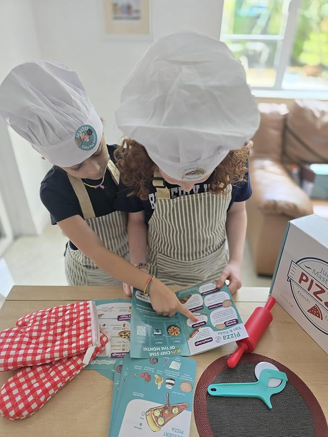 Tovla Jr. Ultimate Real Pizza Cooking Kit for Kids – Fun DIY Baking Set, STEM Activity for Ages 4+, Visual Learning Pizza Tools, Great Gift for Young Chefs