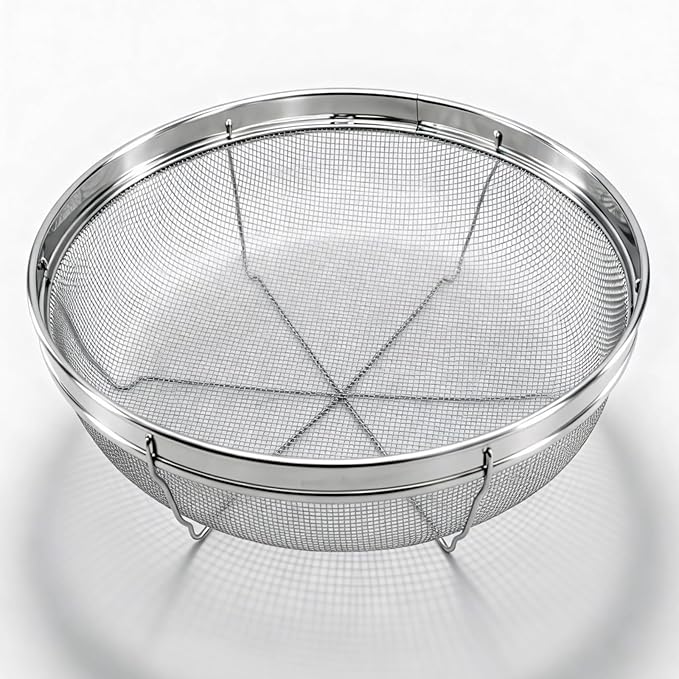 Fine Mesh Strainer for Kitchen, Stainless Steel Colander Bowl for Pasta, Rice, Fruit, Metal Net Baskets with Resting Base - Strain, Drain, Rinse (Diameter 8.67 inch)