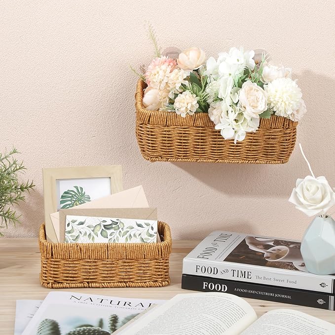 Tioncy 2 Pcs Woven Hanging Wall Baskets for Storage Boho Style Hanging Storage Plastic Woven Baskets with 4 Hooks for Kitchen Garden Living Room