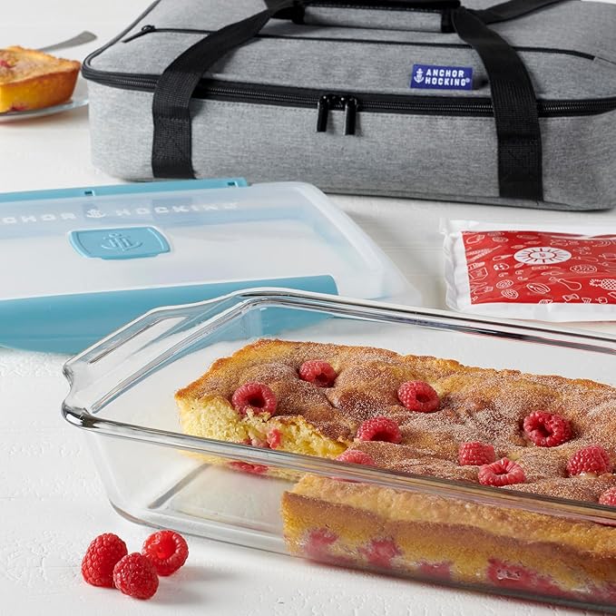 Anchor Hocking 3 Quart Glass Baking Dish with Lid, Insulated Carrier & Hot/Cold Pack