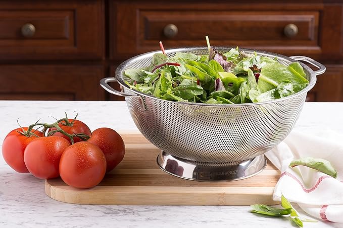 Bellemain 3 Qt Metal Colander with Handle | Pasta, Spaghetti, Berry, Fruit, Vegetable, Kitchen Food Strainer Basket | 18/8 Stainless Steel Colander Bowl | Pot Drainer for Cooking, Sifter Strainer