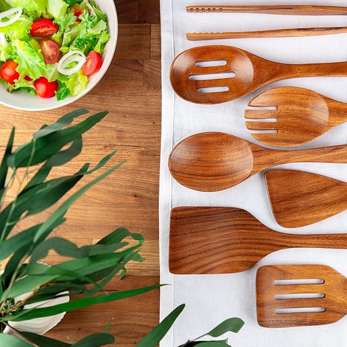 Zulay Kitchen Teak Wood Utensil Set – 7 Piece Wooden Cooking Utensils – Slotted Spoon, Bowl Scraper, Solid & Slotted Turner, Salad Spoon, Fork & Tongs – Durable, Nonstick Safe & Smooth Finish