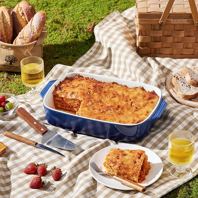 Lareina Large Ceramic Casserole Dish with Lid, 4.0 Quart Covered Rectangular Stoneware Baking Dishes for Oven, Deep 9x13 Inch Lasagna Pans for Baking and Serving, Perfect for Christmas Gifts, Blue
