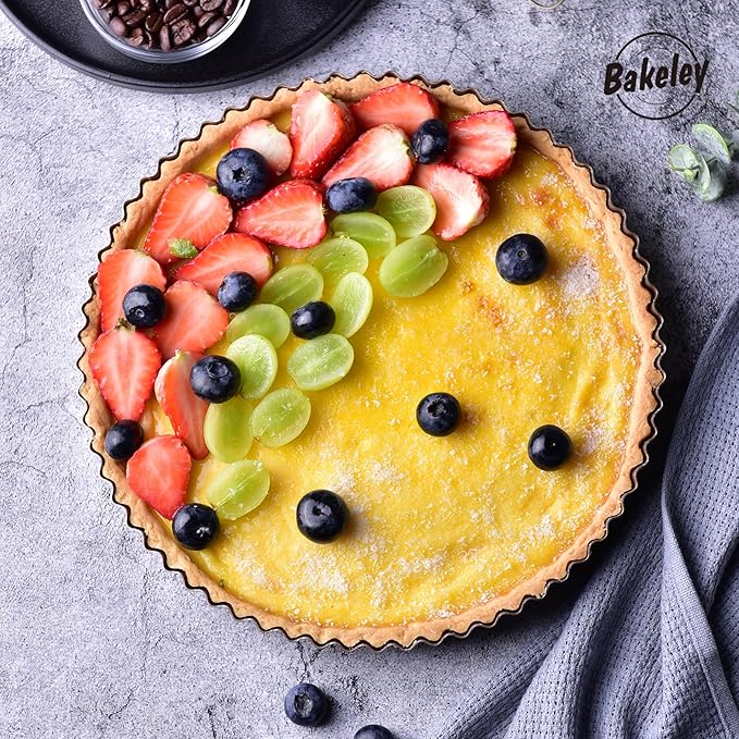 11-Inch Round Tart Pan with Loose Removable Bottom, Non-Stick Carbon Steel Quiche Pan for Oven Baking (Champagne Gold)