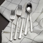 Oneida 897334 Ryder Satin 20-Piece Flatware Set